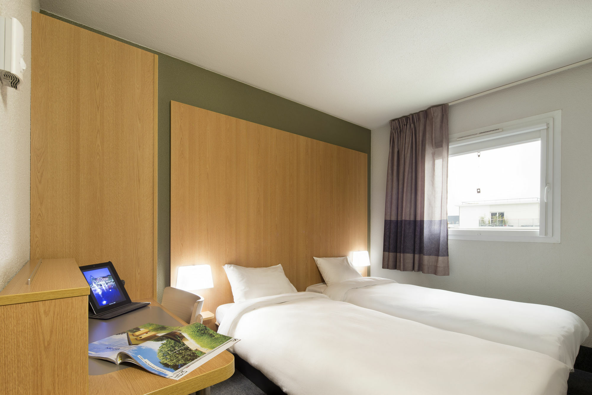B&B Hotel Μοντωμπάν Εξωτερικό φωτογραφία
